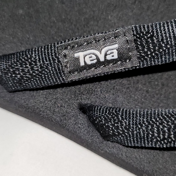 Teva Thong Black Foam Flip Flops Sandals Size 7 - Picture 4 of 8